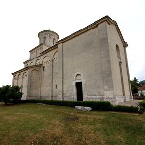 View of the yard and church of the northwestern side