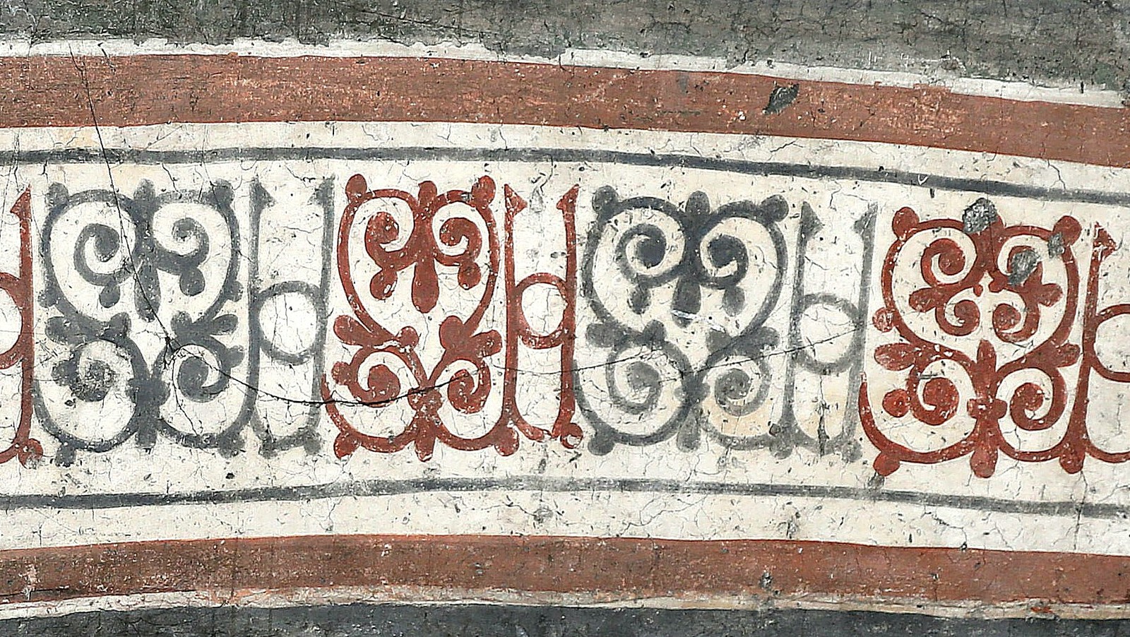 Painted ornamant tape, detail