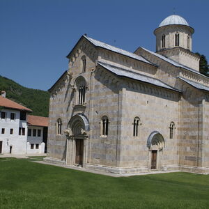 Decani 7