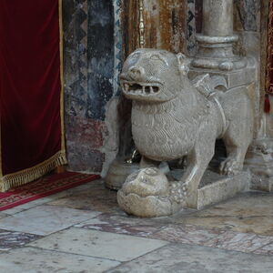 Lion at the nave portal 9