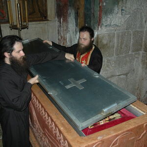 Honoring the holy relics of Stefan of Decani 8