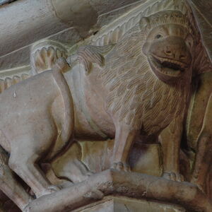 Lions at the narthex column capital 10