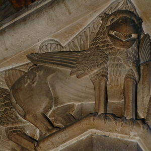 Griffins at the narthex column capital 9