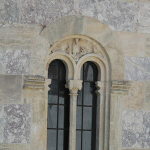 Прозор на цркви 22