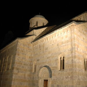 Decani at night 12