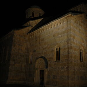 Decani at night 13