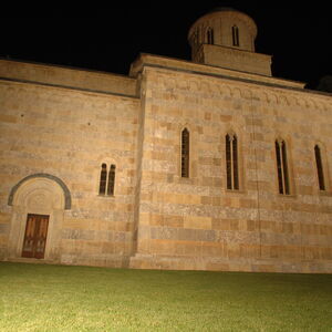 Decani at night 51