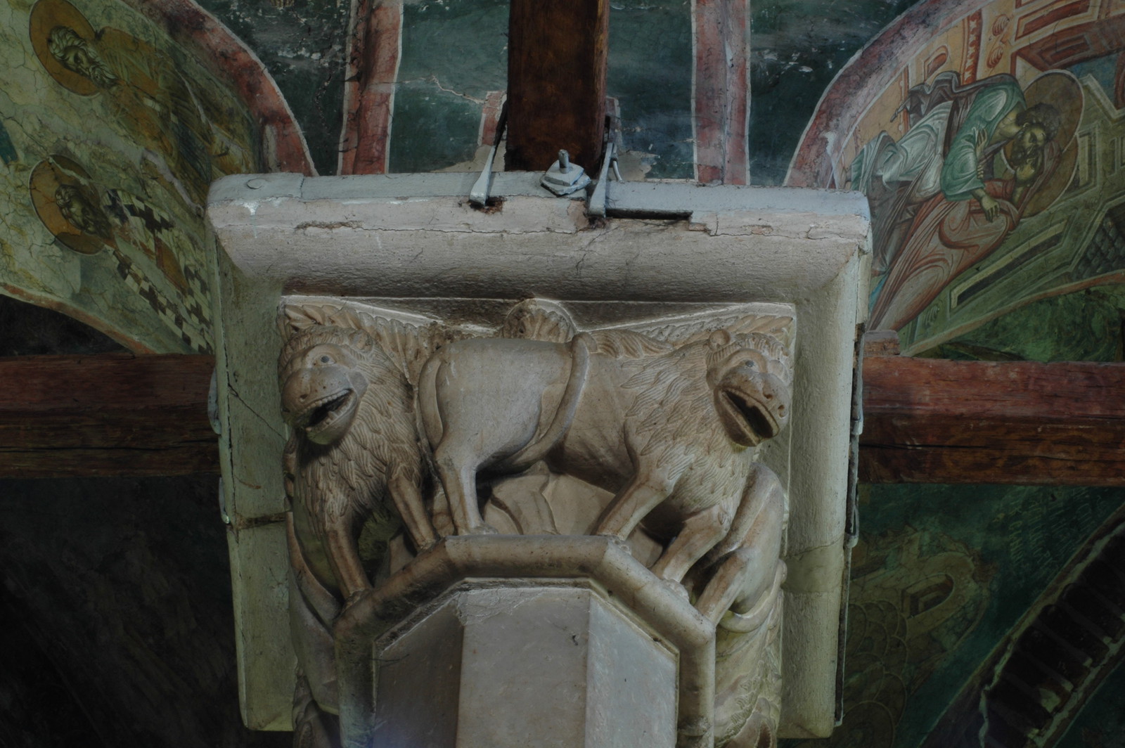 Lions at the narthex column capital 2