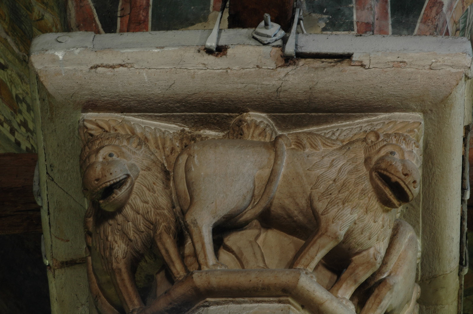 Lions at the narthex column capital 3