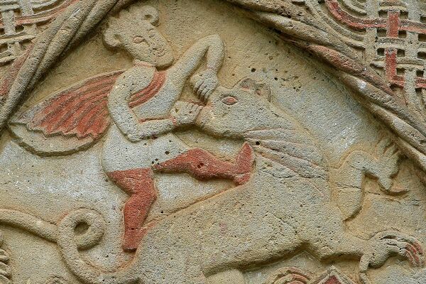 Bifora of the Altar Apse with a Representation of the Fight of Samson with the Lion (?), detail