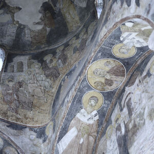 View of the dome and the south arch