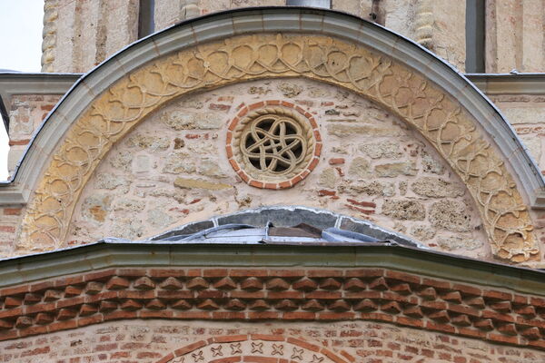 Gable with a small rosette of the southern facade of the nave
