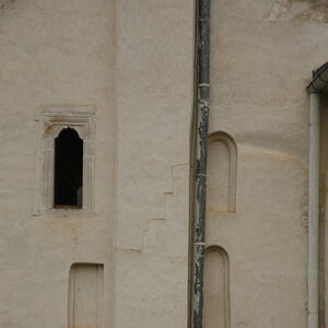 Window and niches on the southern wall of the narthex