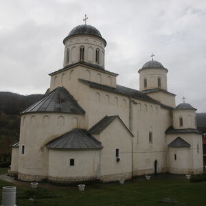 Поглед на цркву са североисточне стране