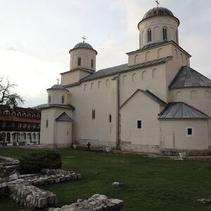 Поглед на цркву са југоисточне стране