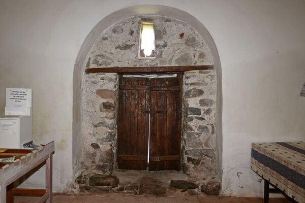 North wall and entrance to the narthex