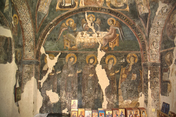 Chapel's south wall: Nemanyic procession and Holy Trinity