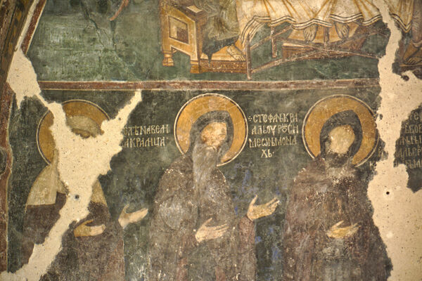 Chapel's south wall: Nemanyic procession and Holy Trinity
