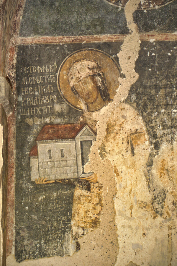 Chapel's west wall with portraits of Serbian medieval rulers