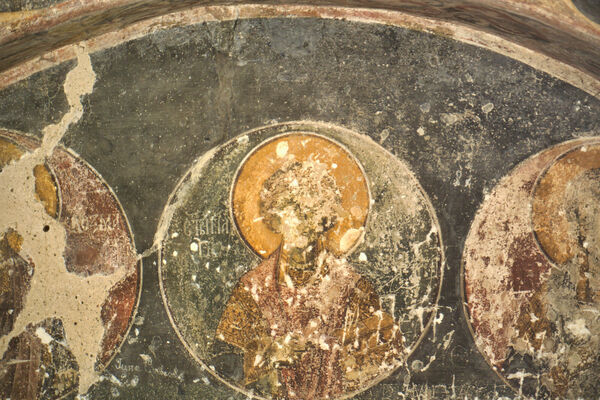 Chapel's west wall with portraits of Serbian medieval rulers