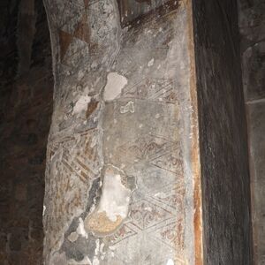 Ornaments, entrance between narthex and naos, north side