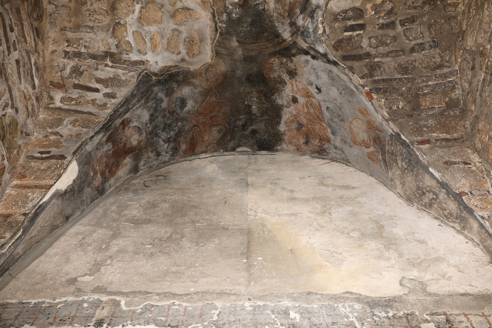 Narthex, vault and the uppermost section of the east wall