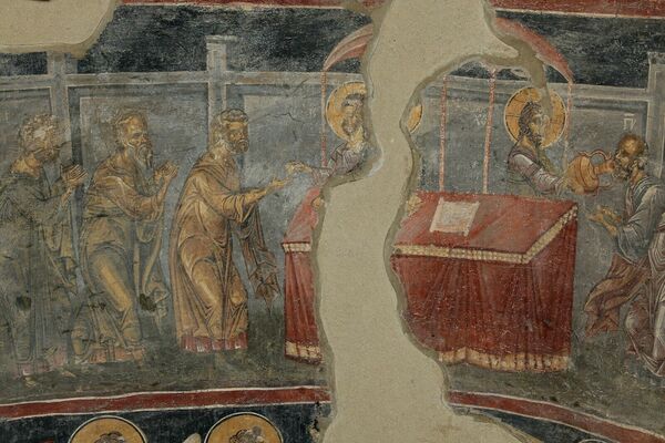 Communion of the Apostles, detail