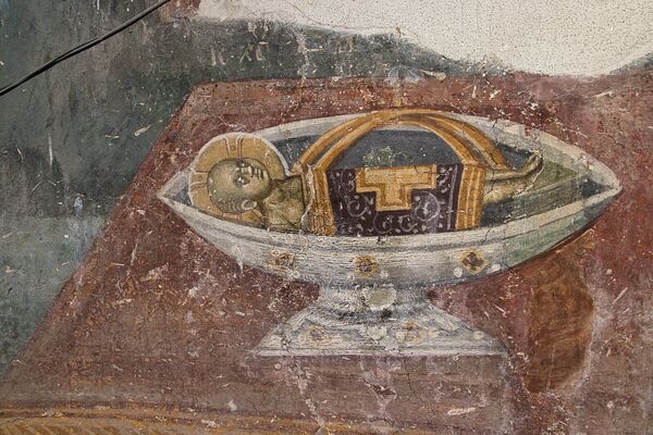 Christ Agnets on the paten