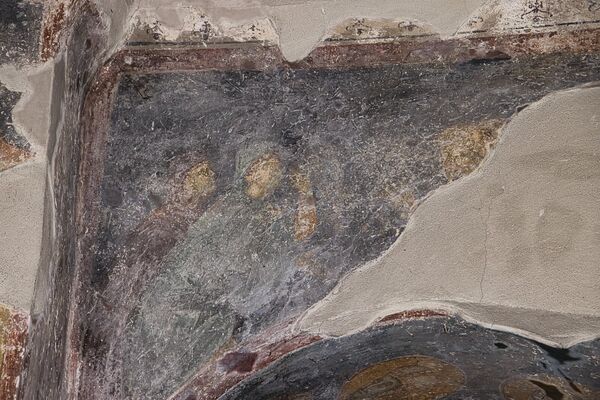 Myrrh-bearing Women Announce to the Apostles the Resurrection of Christ