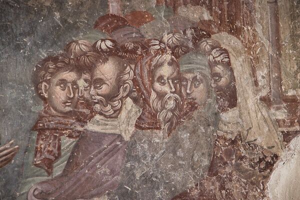 Healing of the bleeding woman, detail