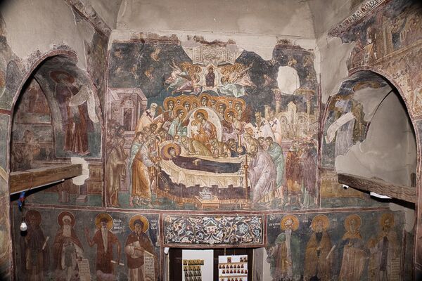 Painting of the western wall of the nave