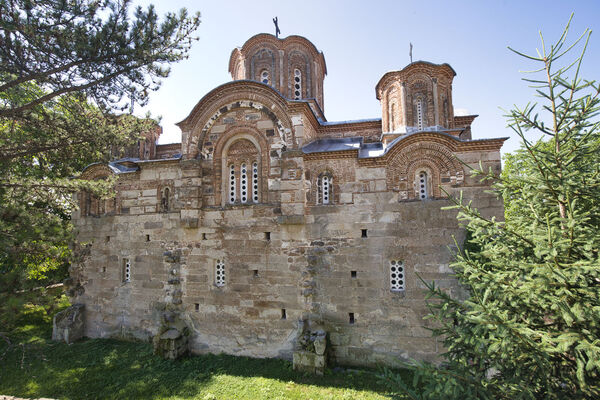 Северна страна цркве