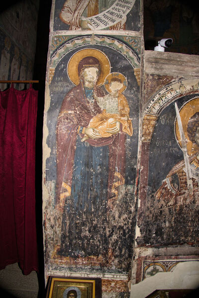 Богородица Кехаритомена са Христом 