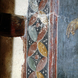 Ornamental band in the dome window