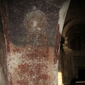 Arcosolium over the tomb with remains of the wall paintings