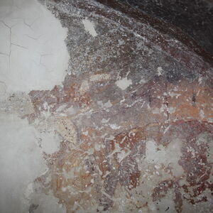 Arcosolium over the tomb with remains of the wall paintings