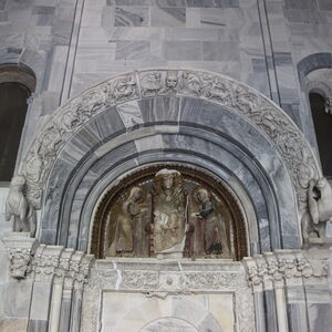 Tympanum of the west portal