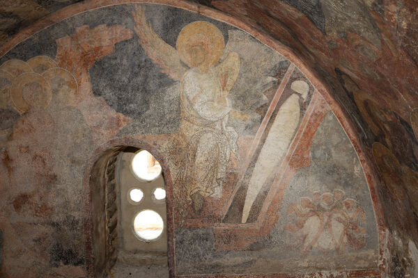 Myrrh-bearing women at the tomb of Christ